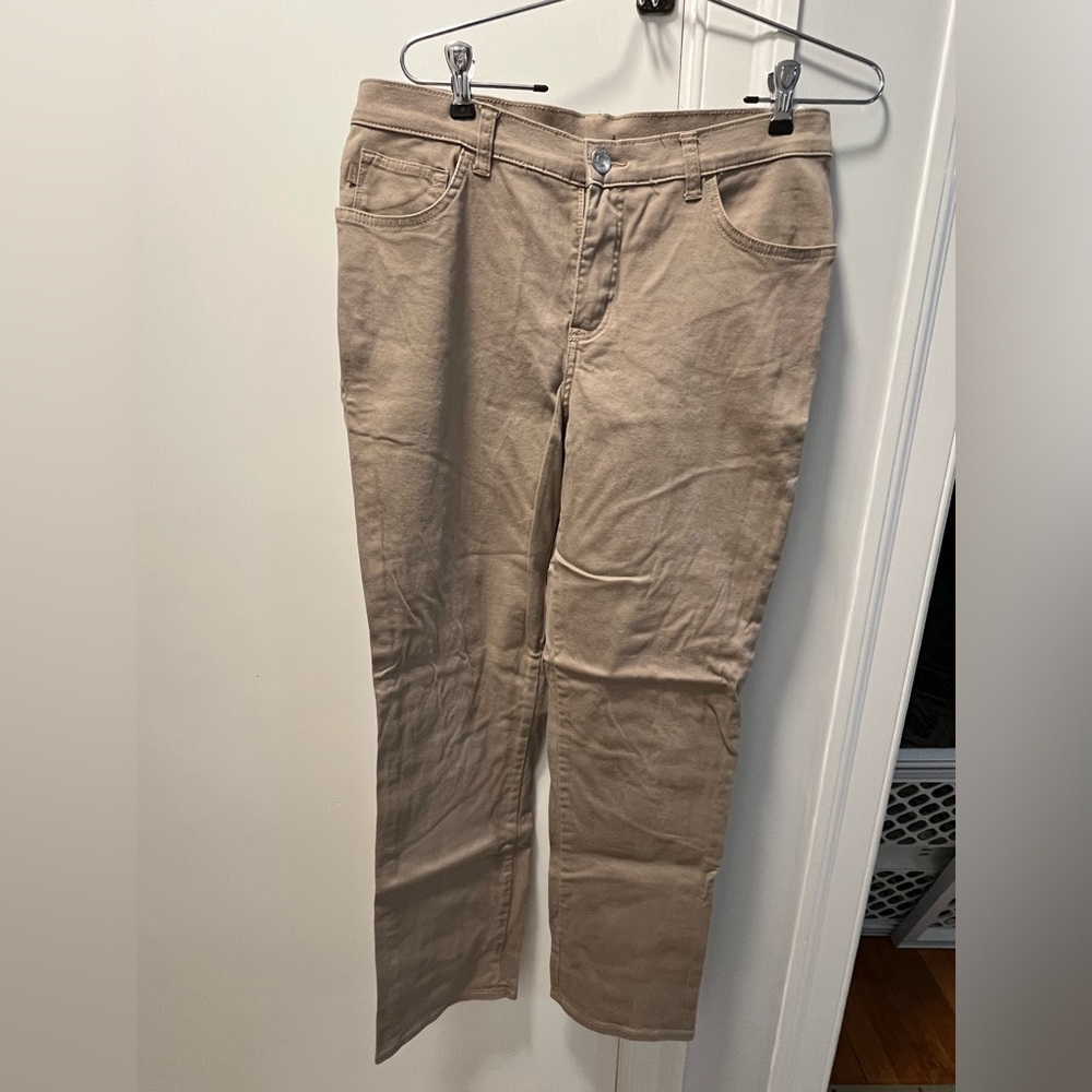 Tan Lee Jeans